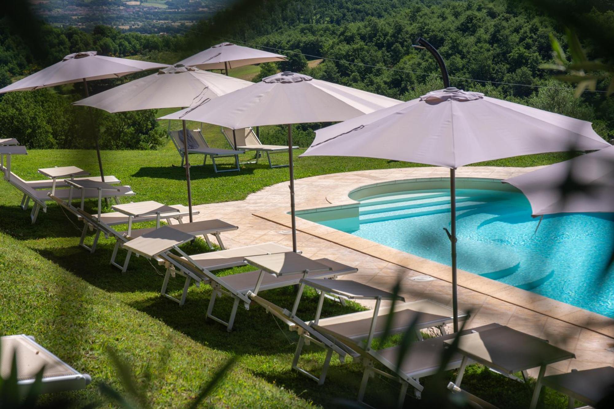 הוילה גוביו Antica Residenza Montereano מראה חיצוני תמונה