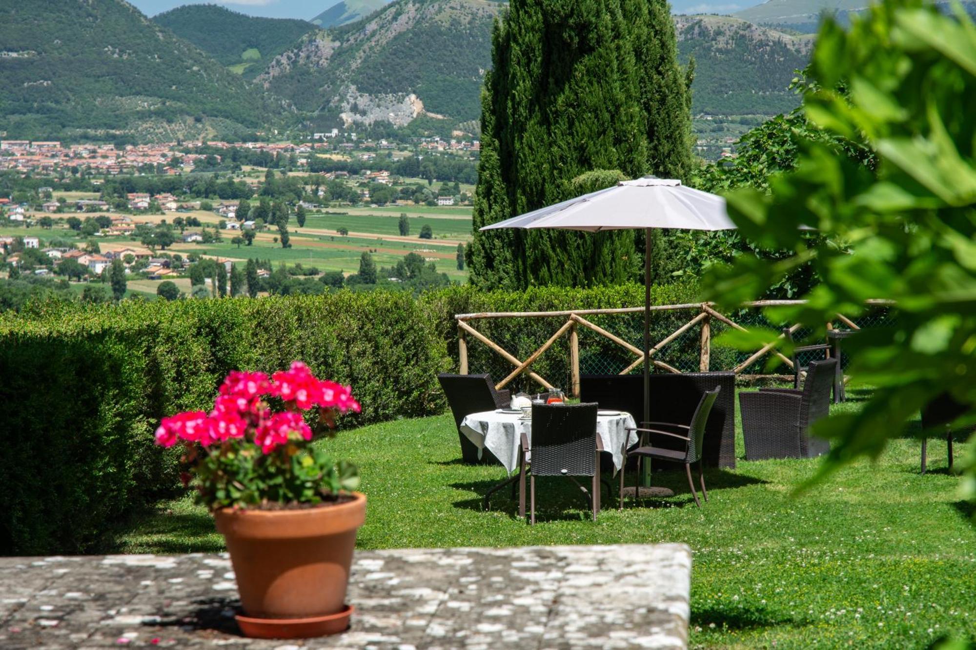 הוילה גוביו Antica Residenza Montereano מראה חיצוני תמונה